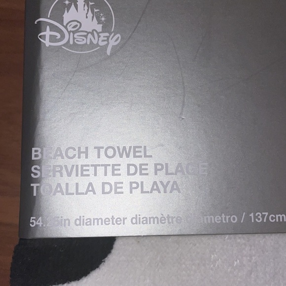 Disney Parks Minnie Mouse Circular beach towel new - Picture 3 of 4